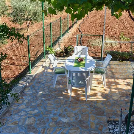 Pelja Holiday home