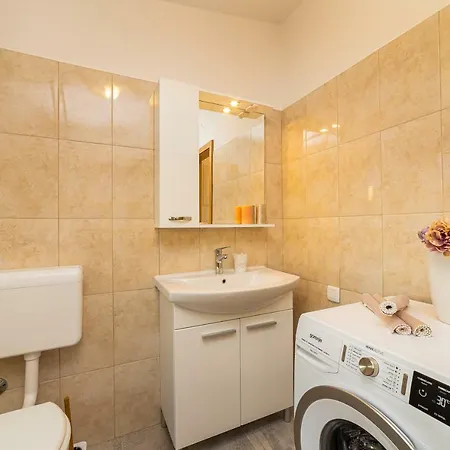 Holiday home Pelja Plano
